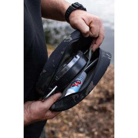 CarpLife Eclipse Camo Scales & Carp Care Pouch